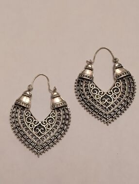 Vintage Silver Tone Filigree Heart Drop Earrings
